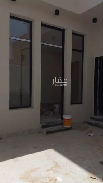 دور للبيع في شارع ابي المكارم بن مفرج, حي عكاظ, مدينة الرياض, منطقة الرياض صورة 2
