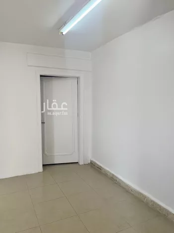 شقة للإيجار في شارع عبادة بن الصامت, حي الروضة, مدينة الرياض, منطقة الرياض صورة 3