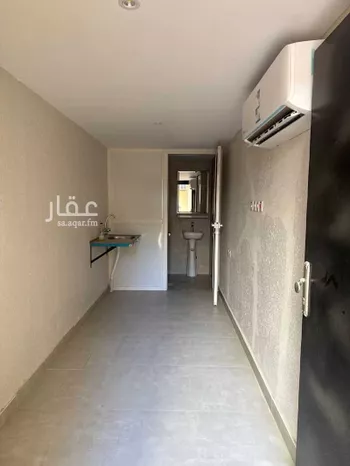 غرفة للإيجار في شارع الأمير مساعد بن عبدالرحمن بن فيصل, حي العريجاء الأوسط, مدينة الرياض, منطقة الرياض