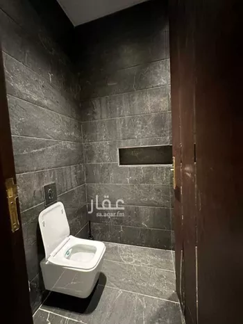 فيلا للبيع في شارع عبد العزيز البشري, حي الزمرد, مدينة جدة, منطقة مكة المكرمة صورة 5