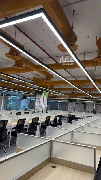 مكتب تجاري للإيجار في شارع الملك عبدالعزيز ابن عبدالرحمن سعود الفرعي, حي العارض, مدينة الرياض, منطقة الرياض