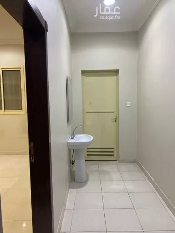 شقة للإيجار في شارع أحيد البوقري, حي القيروان, مدينة الرياض, منطقة الرياض صورة 2
