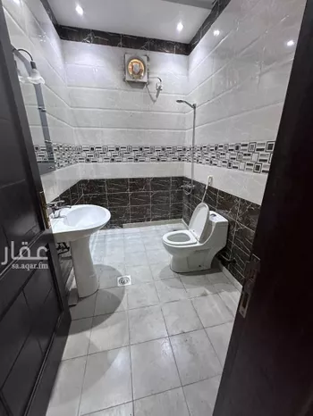 شقة للإيجار في شارع زمعة بن صالح, حي مريخ, مدينة جدة, منطقة مكة المكرمة صورة 3
