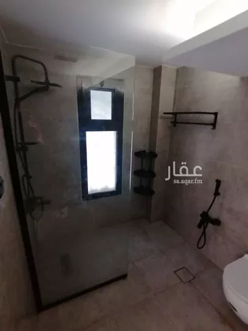 شقة للإيجار في شارع سنيد, حي الضباط, مدينة الرياض, منطقة الرياض صورة 4
