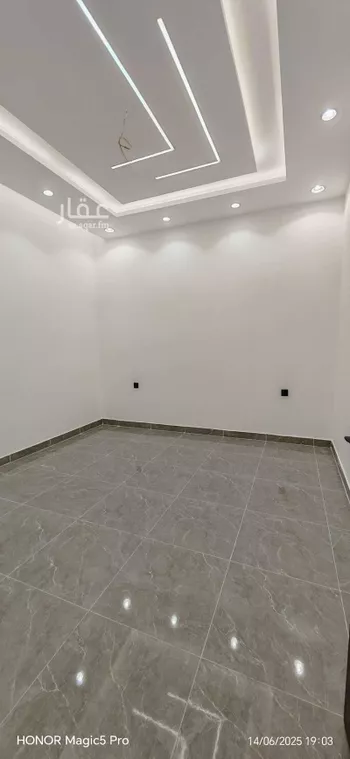 دور للبيع في شارع صالح الزايدي, حي الصالحية, مدينة جدة, منطقة مكة المكرمة صورة 2
