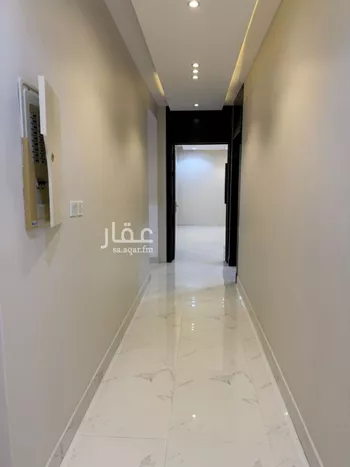 فيلا للإيجار في شارع محمد بن عمر القلشاني, حي البيان, مدينة الرياض, منطقة الرياض صورة 2