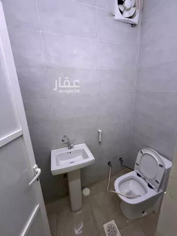 شقة للإيجار في شارع عبدالحق الحامد, حي الرغامة, مدينة جدة, منطقة مكة المكرمة صورة 3