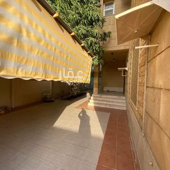 فيلا للإيجار في شارع صدقه بن كثير, حي السامر, مدينة جدة, منطقة مكة المكرمة صورة 3