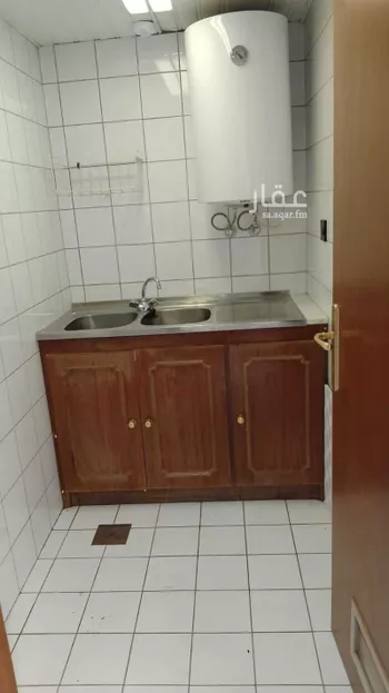 مكتب تجاري للإيجار في شارع العليا, حي العليا, مدينة الرياض, منطقة الرياض صورة 5