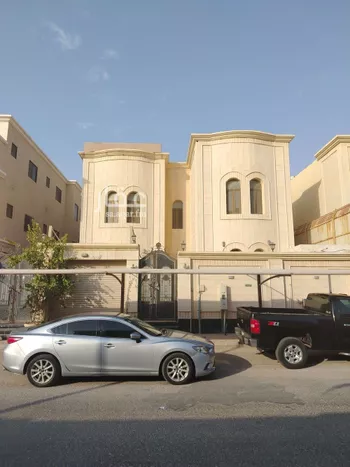 فيلا للبيع في شارع الصالحيه, حي الشعلة, مدينة الدمام, المنطقة الشرقية