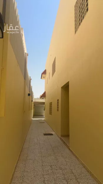 فيلا للإيجار في شارع ابن غريسة, حي الحمراء, مدينة الرياض, منطقة الرياض صورة 4