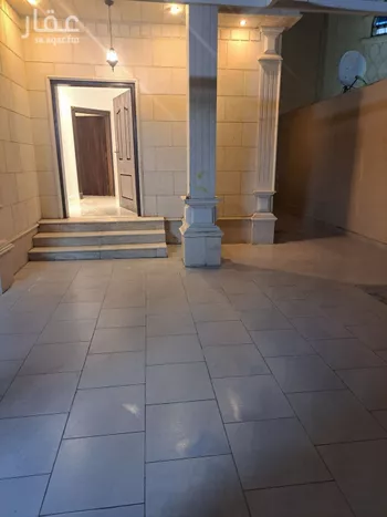 فيلا للإيجار في شارع البلدة, حي الحمراء, مدينة الرياض, منطقة الرياض صورة 2