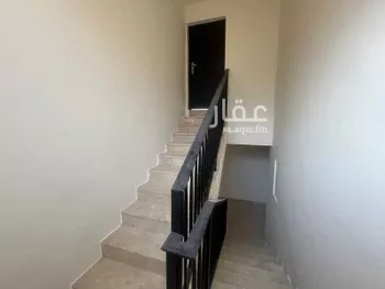 فيلا للبيع في شارع إبراهيم الحربي, حي المؤتمرات, مدينة الرياض, منطقة الرياض صورة 2