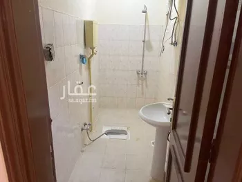 شقة للإيجار في شارع الامير عبدالله ابن عبدالرحمن ، حي ظهرة العودة شرق ، الدرعية ، الدرعية صورة 2