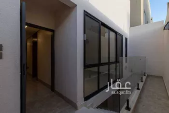 دور للبيع في شارع علي المغيدي, حي القيروان, مدينة الرياض, منطقة الرياض صورة 3