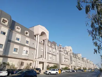 شقة للبيع في شارع الأمير عبدالعزيز بن محمد بن عياف, حي الياسمين, مدينة الرياض, منطقة الرياض