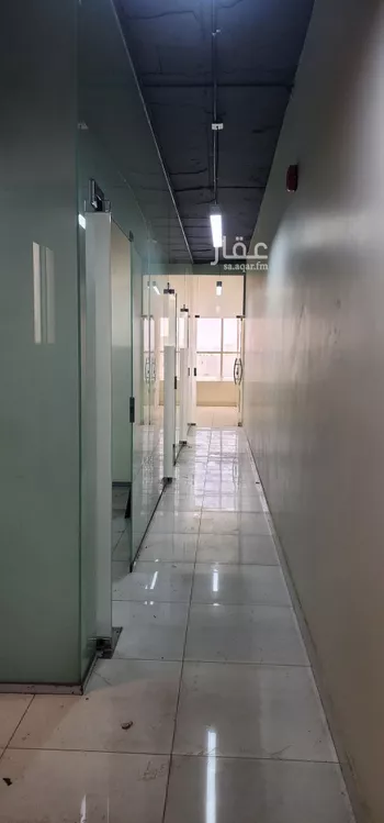 مكتب تجاري للإيجار في شارع فارس الازدي, حي القيروان, مدينة الرياض, منطقة الرياض صورة 3