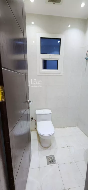 مكتب تجاري للإيجار في شارع السيل الكبير, حي المهدية, مدينة الرياض, منطقة الرياض صورة 3
