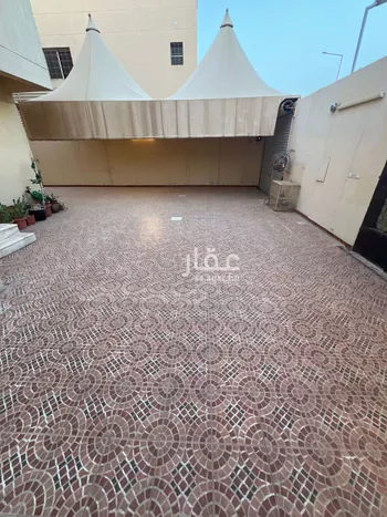 فيلا للبيع في شارع تبراك, حي الملك عبدالله, مدينة الرياض, منطقة الرياض صورة 2