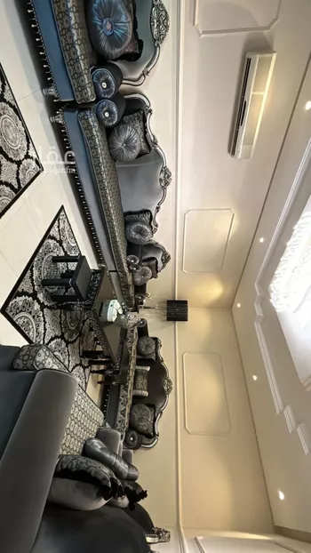 فيلا للبيع في شارع جبل الكرمل, حي الملك عبدالعزيز, مدينة الرياض, منطقة الرياض صورة 2