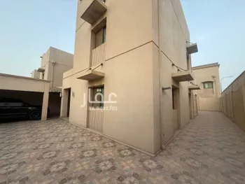 فيلا للبيع في شارع شارع عريض, مدينة مدينه الجبيل الصناعيه, المنطقة الشرقية صورة 4