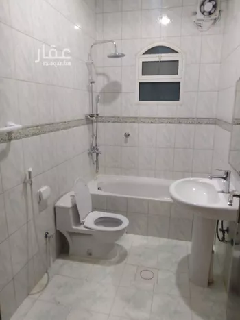 فيلا للبيع في شارع عبدالعزيز الشمري, حي الملك فيصل, مدينة الرياض, منطقة الرياض صورة 5
