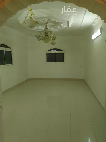 فيلا للبيع في شارع عبدالعزيز الشمري, حي الملك فيصل, مدينة الرياض, منطقة الرياض صورة 2