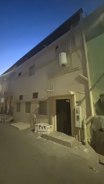 فيلا للإيجار في شارع الحسن الاغلبي, حي المعلمين, مدينة الاحساء, المنطقة الشرقية