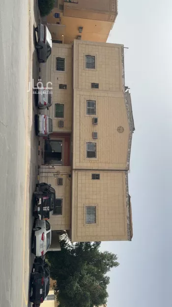 عمارة للبيع في شارع يزيد بن ابي سفيان, حي العريجاء الأوسط, مدينة الرياض, منطقة الرياض صورة 2