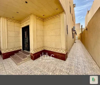 فيلا للبيع في شارع القراء, حي إشبيلية, مدينة الرياض, منطقة الرياض صورة 2