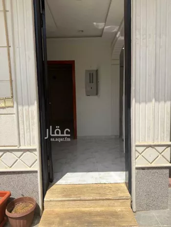فيلا للإيجار في شارع صفوان بن عبدالله الخزاعي, حي الخالدية, مدينة الرياض, منطقة الرياض صورة 3
