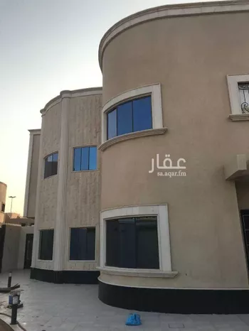 فيلا للبيع في شارع الأسعد القيسي, حي السلام, مدينة عنيزه, منطقة القصيم