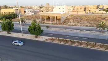 محل للبيع في شارع ابو بكر الصديق , حي المصيف, مدينة عنيزه, منطقة القصيم صورة 3