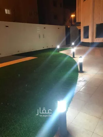 فيلا للبيع في شارع الأسعد القيسي, حي السلام, مدينة عنيزه, منطقة القصيم صورة 5