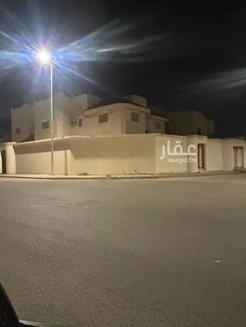 فيلا للبيع في شارع الامام البخاري, حي الفاخرية, مدينة عنيزه, منطقة القصيم