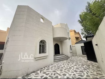 فيلا للإيجار في شارع احمد بن علي بن خاتمة, حي أبحر الشمالية, مدينة جدة, منطقة مكة المكرمة