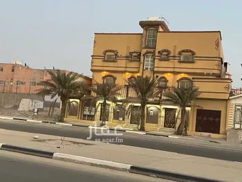 عمارة للبيع في شارع ياسر بن عامر الكناني ، حي الملك فهد ، الهفوف‎ ، الاحساء