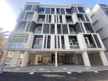 عمارة للبيع في شارع ابراهيم الحلبي, حي الروضة, مدينة جدة, منطقة مكة المكرمة صورة 3