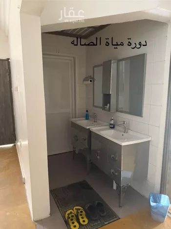 فيلا للبيع في شارع صيدا, حي الفلاح, مدينة الرياض, منطقة الرياض صورة 5
