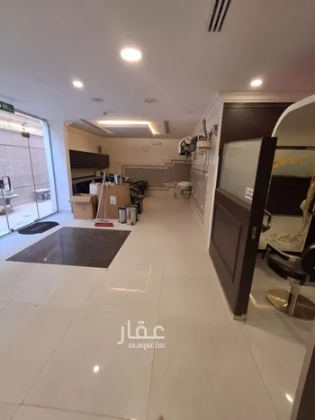 عمارة للإيجار في شارع الأمير ناصر بن فرحان آل سعود, حي الملك سلمان, مدينة الرياض, منطقة الرياض صورة 2