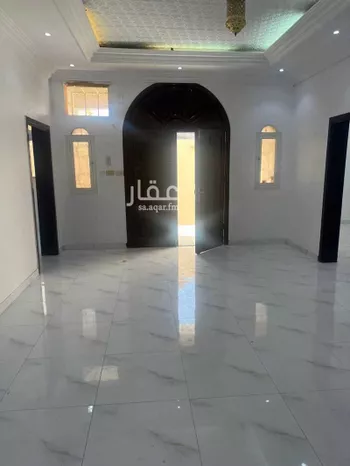 شقة للإيجار في شارع بديل ابن ورقاء, حي القصواء, مدينة المدينه المنوره, منطقة المدينة المنورة صورة 2