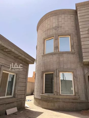 فيلا للبيع في حي الملك عبدالله, مدينة ثادق, منطقة الرياض صورة 2