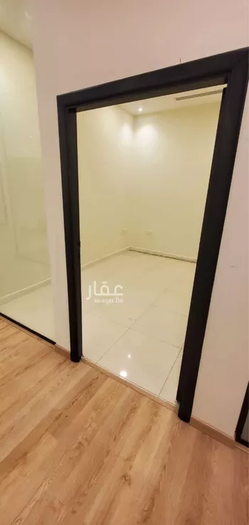 مكتب تجاري للإيجار في شارع الثمامه, حي الندى, مدينة الرياض, منطقة الرياض صورة 2
