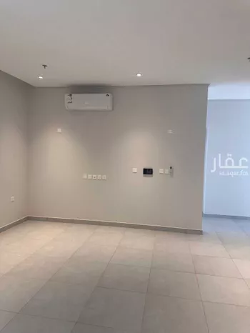 شقة للإيجار في شارع الامام سعود بن فيصل, حي الملقا, مدينة الرياض, منطقة الرياض صورة 2