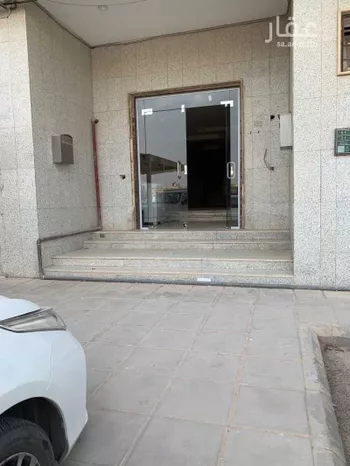 عمارة للإيجار في شارع الشيخ حسن بن حسين بن علي, حي الحمراء, مدينة الرياض, منطقة الرياض صورة 3