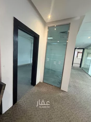 مكتب تجاري للإيجار في شارع الملك عبدالعزيز ابن عبدالرحمن سعود الفرعي, حي الغدير, مدينة الرياض, منطقة الرياض صورة 4