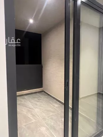 شقة للإيجار في شارع اسماء بنت مالك, حي العارض, مدينة الرياض, منطقة الرياض صورة 2