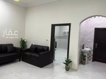 غرفة للإيجار في شارع بسر بن أرطأة ، حي الصليب الشرقي ، رابغ ، رابغ