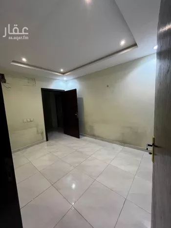 شقة للإيجار في شارع عباد بن الزبير ، حي العزيزية ، الرياض ، منطقة الرياض صورة 3