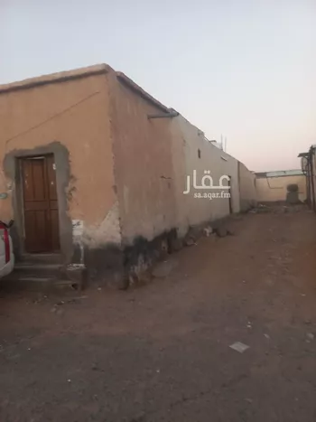 دور للبيع في شارع هلال بن عاصم, حي وعيرة, مدينة المدينه المنوره, منطقة المدينة المنورة صورة 3
